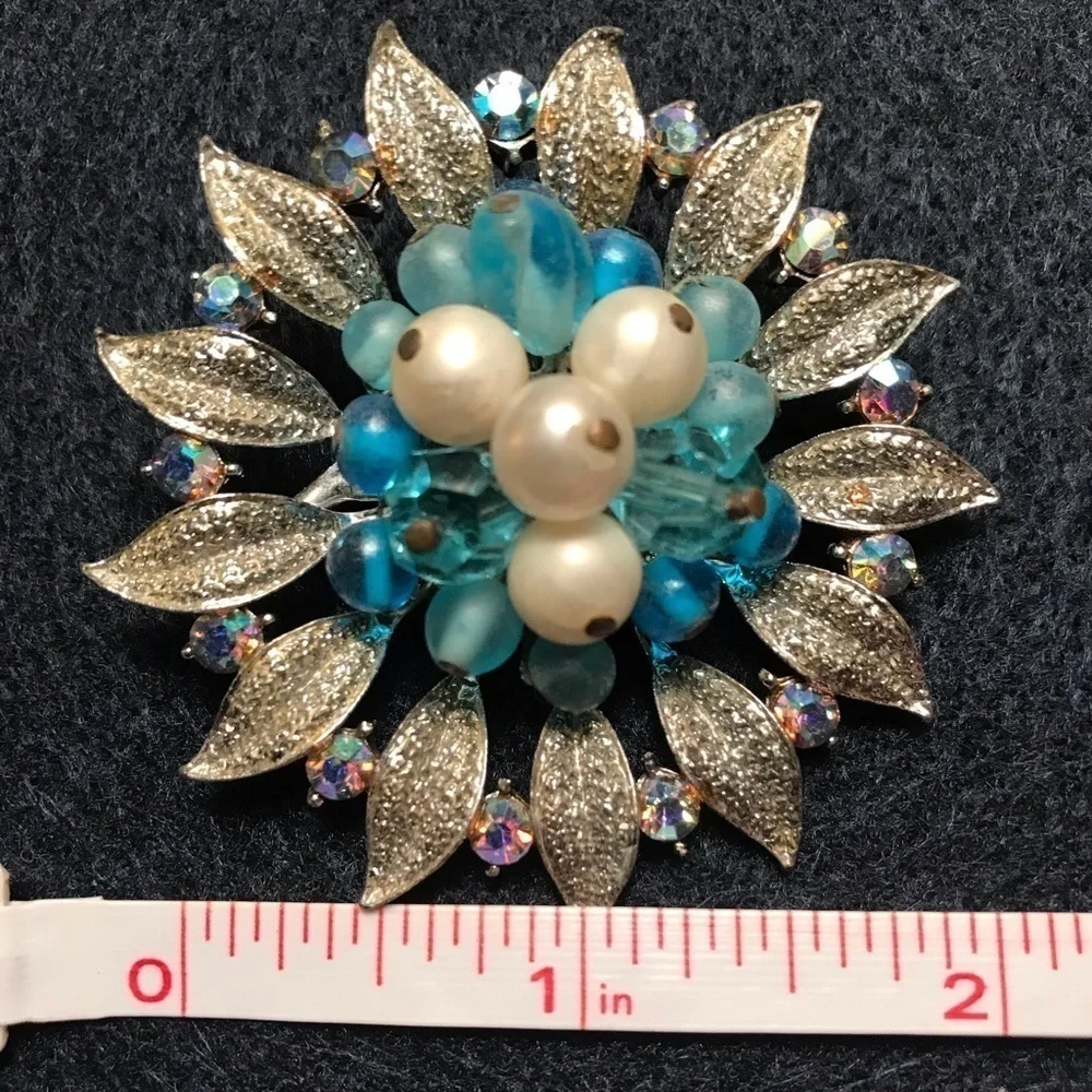 Vintage Blue & Gold Tone Beaded Broach